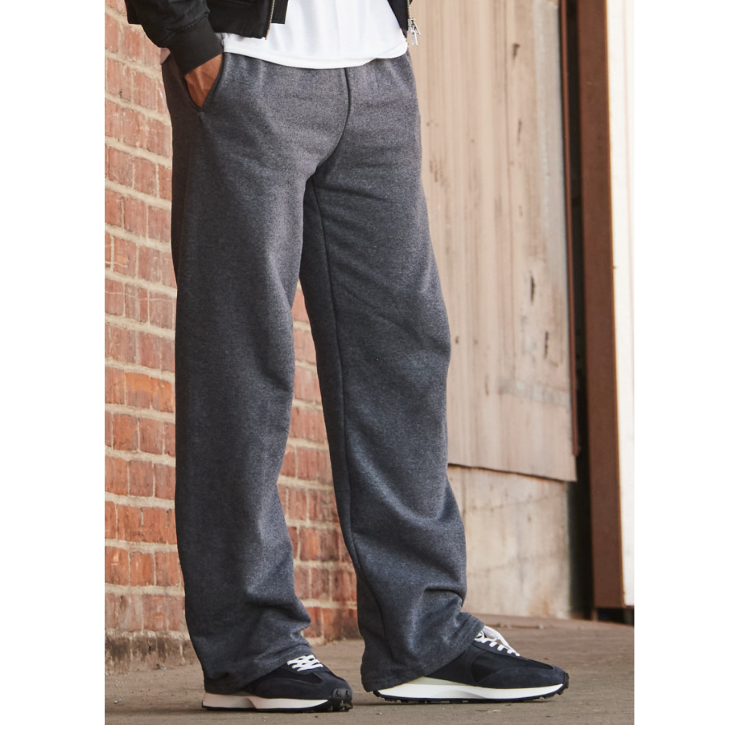 Men's CCWP Circle Logo Sweatpants - Black